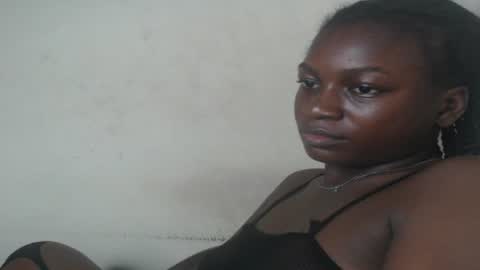 Snapshot of eatuupx chatting on January 30, 2025, 4:16 am eatuupx online show from January 30, 2025, 4:16 am