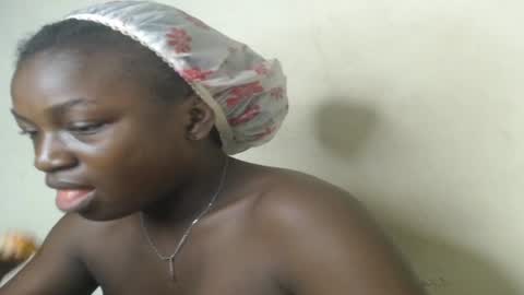 eatuupx online show from February 3, 2025, 1:40 pm