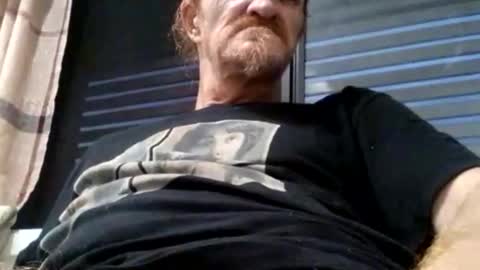 eatyou2022 online show from April 28, 2026, 7:35 am