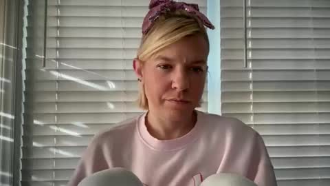 americnbarbie online show from October 31, 2025, 12:50 pm