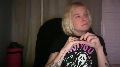 americnbarbie online show from January 18, 2026, 3:32 am