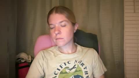 Snapshot of ebony8ivory chatting on June 14, 2026, 4:25 am americnbarbie online show from June 14, 2026, 4:25 am