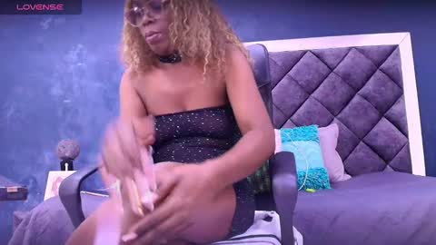 Snapshot of ebony__jheim chatting on March 6, 2026, 5:42 pm jheim online show from March 6, 2026, 5:42 pm