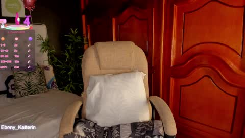 ebony_katterin online show from April 1, 2026, 1:41 pm