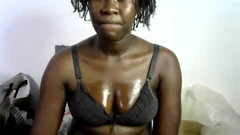 ebony_lynne online show from March 26, 2026, 11:21 pm