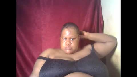 ebony_magixs online show from November 11, 2025, 3:50 am