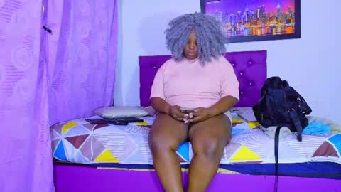 Snapshot of ebony_neighbormoans chatting on July 18, 2026, 3:11 am LINA online show from July 18, 2026, 3:11 am