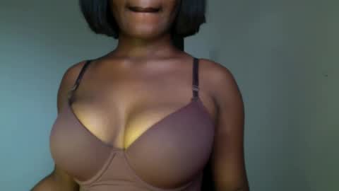 delilah online show from April 10, 2026, 10:31 am