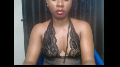 Snapshot of ebony_queenx chatting on June 26, 2026, 8:08 am Queen online show from June 26, 2026, 8:08 am