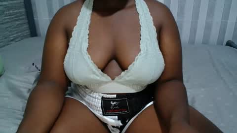 Snapshot of ebony_sabrina chatting on September 27, 2025, 7:46 am Sabrina online show from September 27, 2025, 7:46 am