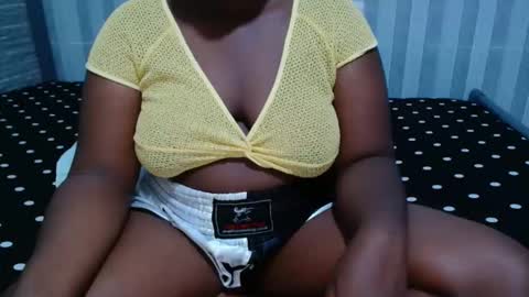 Snapshot of ebony_sabrina chatting on October 5, 2025, 7:50 am Sabrina online show from October 5, 2025, 7:50 am