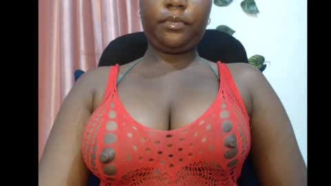 Snapshot of ebony_sexy_queen chatting on October 8, 2025, 4:54 am Racheal online show from October 8, 2025, 4:54 am
