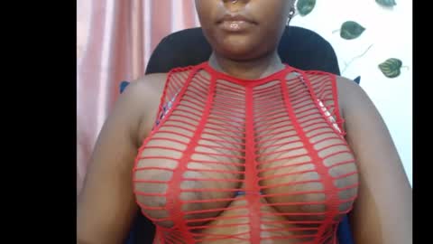 Snapshot of ebony_sexy_queen chatting on October 29, 2025, 5:25 pm Racheal online show from October 29, 2025, 5:25 pm