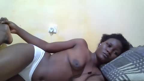 Snapshot of ebony_vanillah chatting on March 17, 2026, 9:07 pm ebony_vanillah online show from March 17, 2026, 9:07 pm