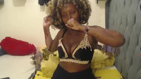 ebonyaswetly online show from May 8, 2026, 4:29 am
