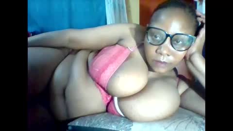 MAMITO online show from December 21, 2025, 8:49 pm