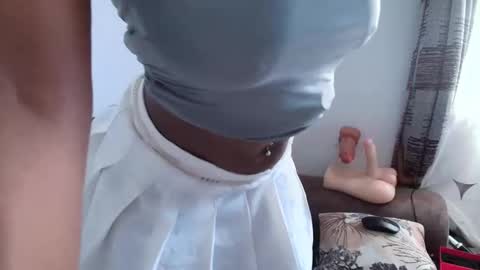 Ebony Melanie online show from March 18, 2026, 4:37 am