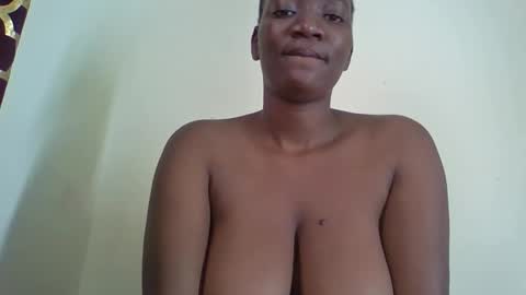 ebonycreamy2025 online show from March 2, 2026, 11:06 am