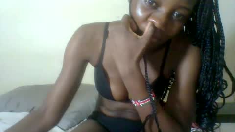 Snapshot of ebonycutegal4 chatting on June 7, 2026, 11:19 pm MELLEN online show from June 7, 2026, 11:19 pm
