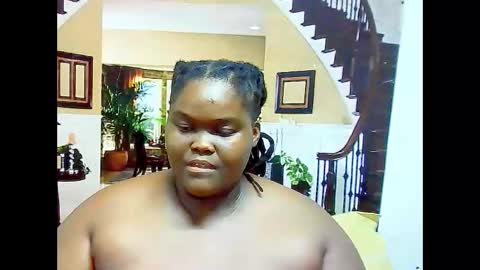 ebonyhotbuns4u2luv online show from February 4, 2025, 9:38 am