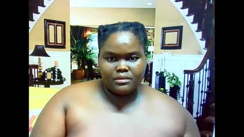ebonyhotbuns4u2luv online show from February 4, 2025, 6:49 pm