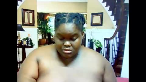 ebonyhotbuns4u2luv online show from February 5, 2025, 6:35 am