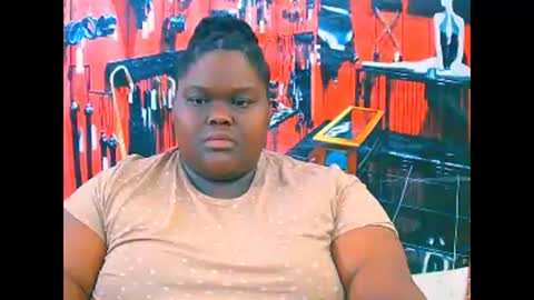 ebonyhotbuns4u2luv online show from November 8, 2025, 7:34 pm