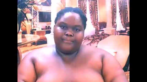 ebonyhotbuns4u2luv online show from January 14, 2026, 11:09 pm