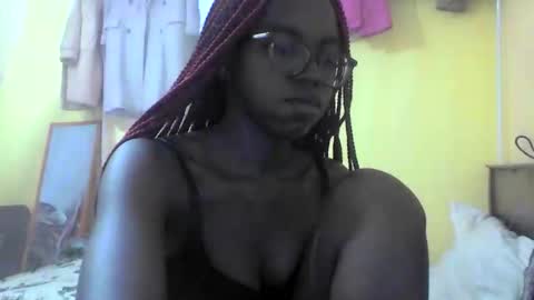 Snapshot of ebonymuse2 chatting on February 13, 2026, 10:22 am Ebonymuse2 online show from February 13, 2026, 10:22 am