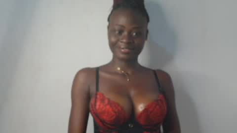 Snapshot of ebonypetiti chatting on May 7, 2026, 1:22 am queen online show from May 7, 2026, 1:22 am