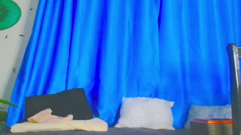 ebonysmilz88 online show from February 20, 2026, 10:05 am