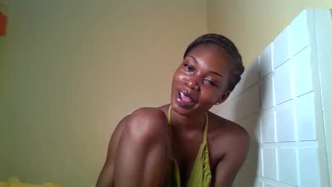 ebonytanqueen online show from March 20, 2026, 1:21 am