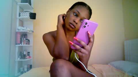Snapshot of ebonytanqueen chatting on June 14, 2026, 3:19 am ebonytanqueen online show from June 14, 2026, 3:19 am