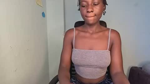 Skye online show from December 8, 2024, 6:54 am