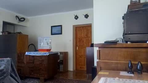 Snapshot of ecita chatting on November 1, 2025, 8:27 am Ecita online show from November 1, 2025, 8:27 am