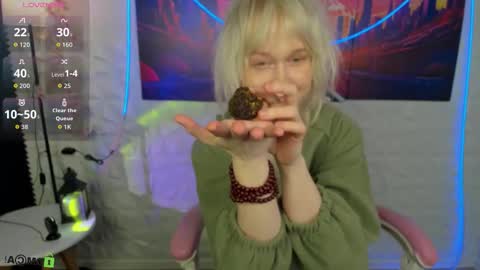 Snapshot of eclipse_auralis chatting on November 30, 2025, 9:35 am eclipse auralis online show from November 30, 2025, 9:35 am