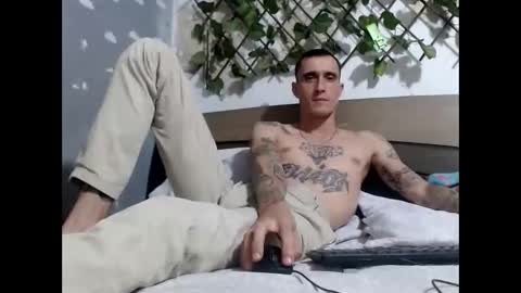 Snapshot of ed_big_cock chatting on March 12, 2025, 9:56 pm Edd Gallego online show from March 12, 2025, 9:56 pm