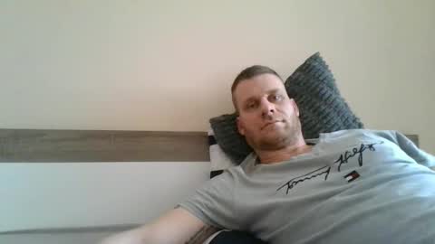 edd402901 online show from April 4, 2026, 1:19 pm