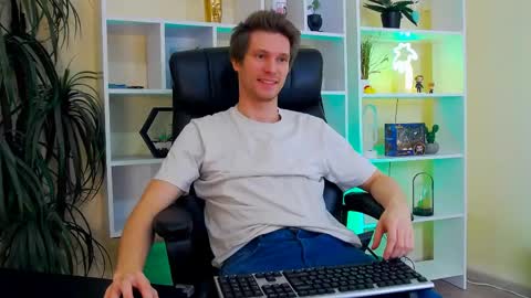 eddie_baker online show from April 16, 2026, 9:39 pm