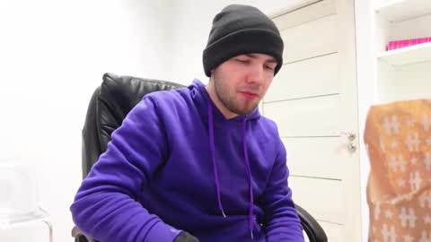 EDDIE DRUSKI online show from February 20, 2026, 11:27 pm