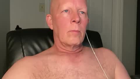 Snapshot of eddygl1968 chatting on February 11, 2025, 3:18 am Eddy online show from February 11, 2025, 3:18 am