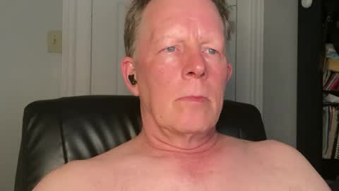Snapshot of eddygl1968 chatting on July 7, 2026, 2:14 am Eddy online show from July 7, 2026, 2:14 am