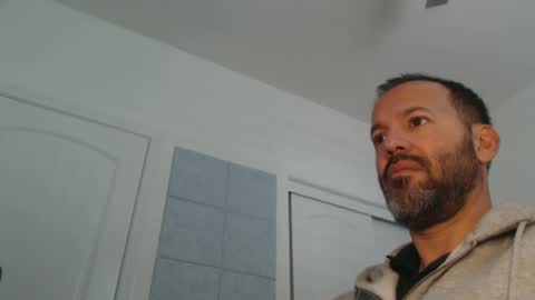 Snapshot of edge_masters chatting on December 20, 2024, 6:35 pm EdgeM online show from December 20, 2024, 6:35 pm