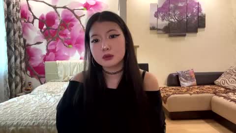 Eri online show from June 3, 2026, 5:18 pm