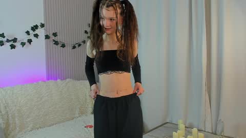 Snapshot of edithgalpin chatting on January 15, 2025, 10:57 pm Lisa online show from January 15, 2025, 10:57 pm