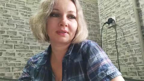 Snapshot of edithmanning chatting on January 18, 2025, 7:38 am edithmanning online show from January 18, 2025, 7:38 am