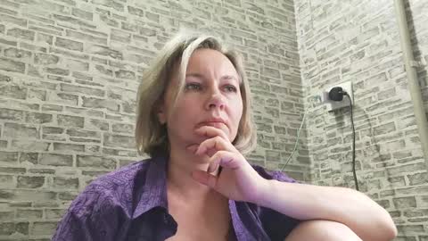 Snapshot of edithmanning chatting on February 1, 2025, 10:48 am edithmanning online show from February 1, 2025, 10:48 am