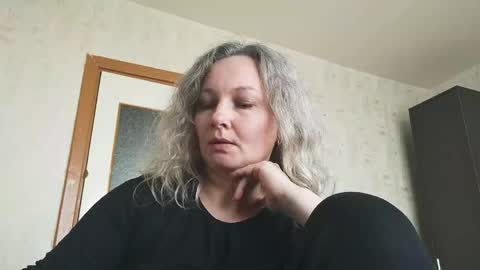 Snapshot of edithmanning chatting on May 7, 2026, 6:30 am edithmanning online show from May 7, 2026, 6:30 am
