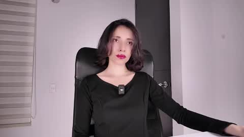 Snapshot of edranah chatting on October 7, 2025, 8:50 pm Edranah online show from October 7, 2025, 8:50 pm