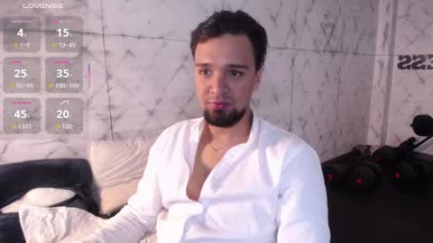 Eduardo online show from November 30, 2025, 8:24 pm